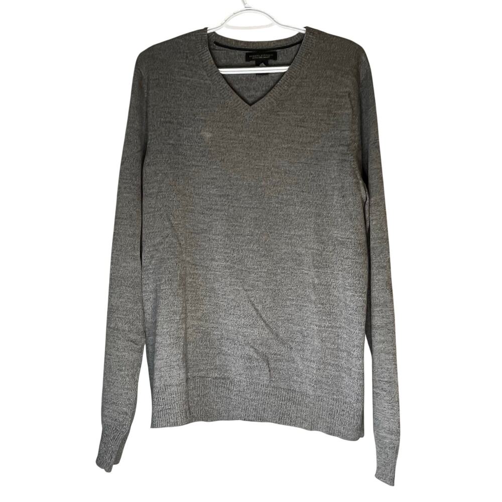 Banana Republic Men’s Gray V-Neck Sweater with Defect Size Medium Tall